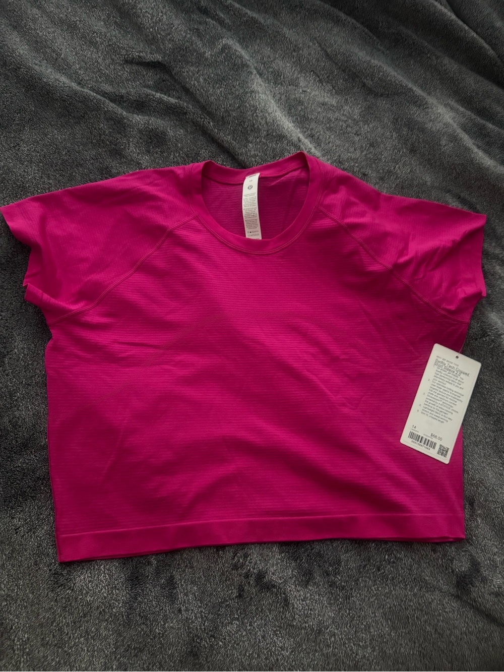 lululemon athletica Bright Fuchsia Short Sleeve Tee